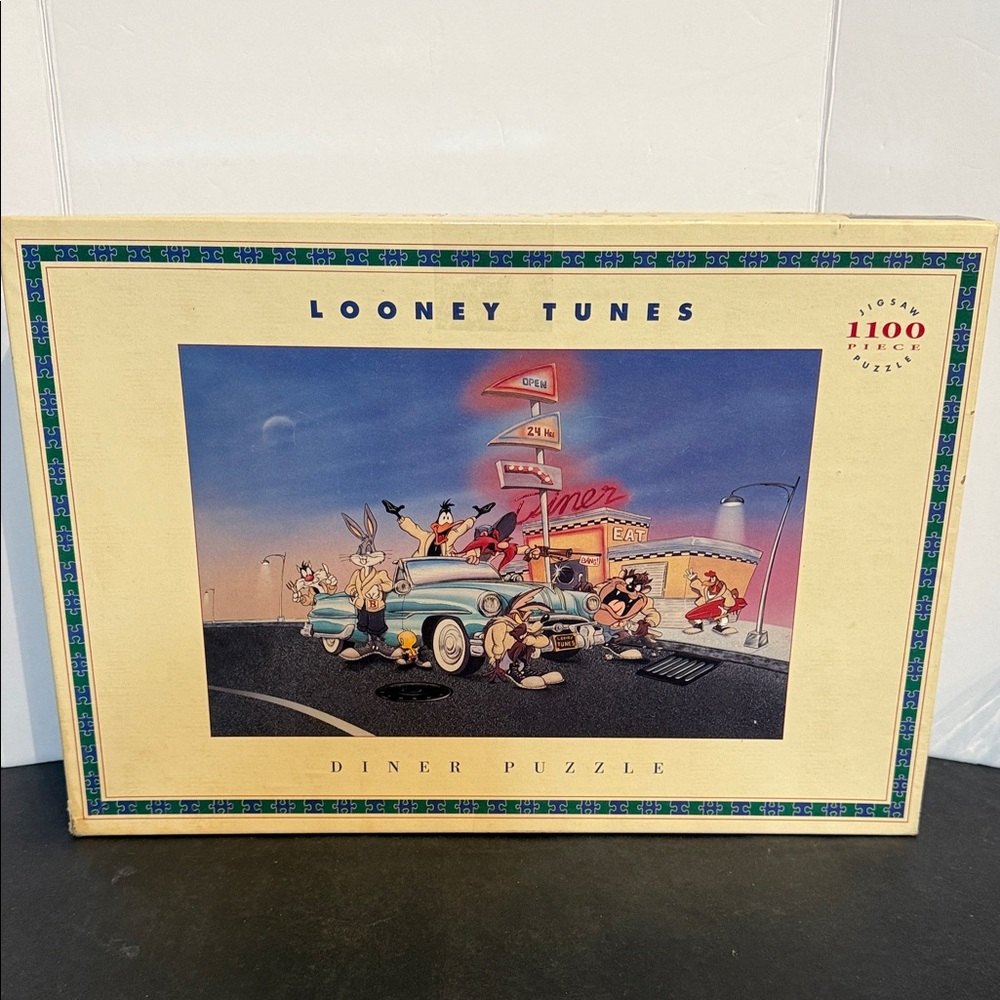 Vintage Warner Bros Looney Tunes Diner Puzzle 1100 piece